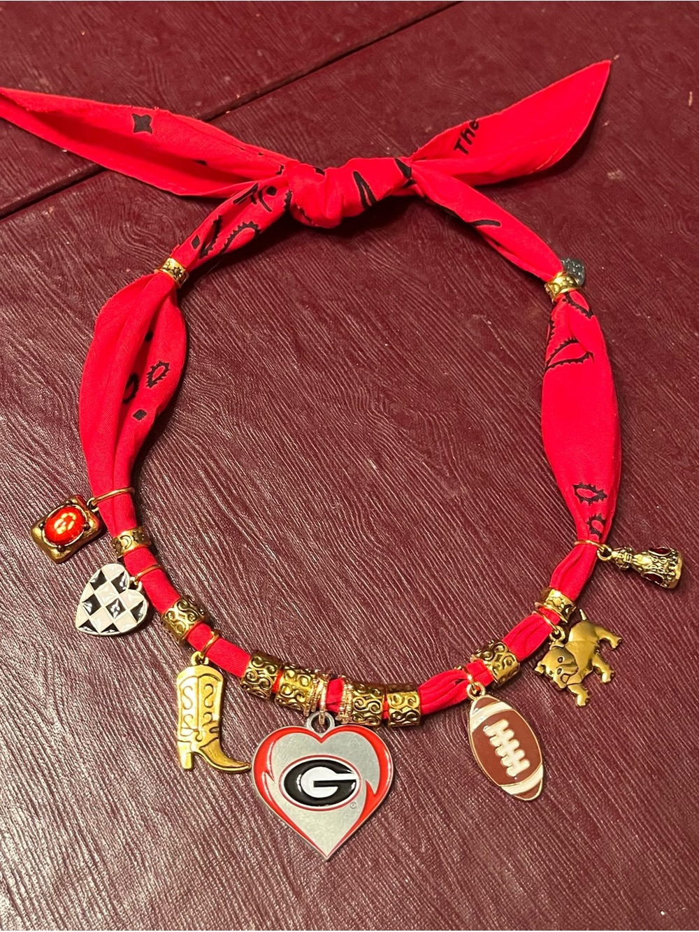 University of Georgia Bandana Charm Necklace, UGA, Georgia Bulldogs, 28” - Picture 6 of 6